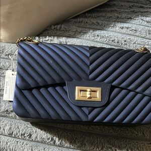 Elegant Navy Quilted Shoulder Bag